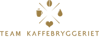 team_kaffebryggeriet_logo_hvit_over_200x